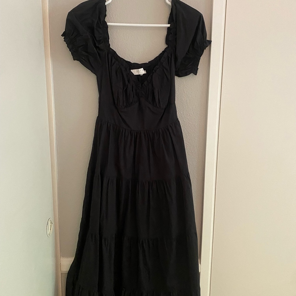 Astr Black Puff Sleeve Sundress